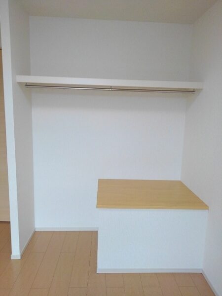 レジェンド春日　1LDK・・・203号室