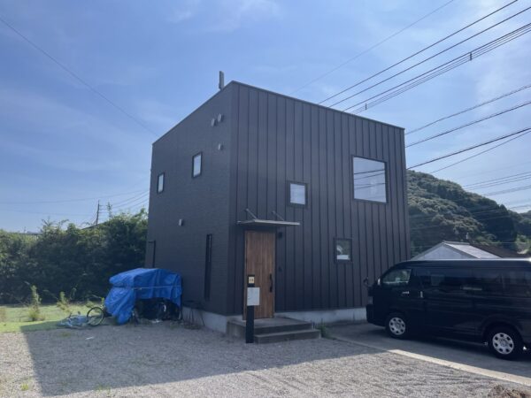 日向市梶木町　中古住宅