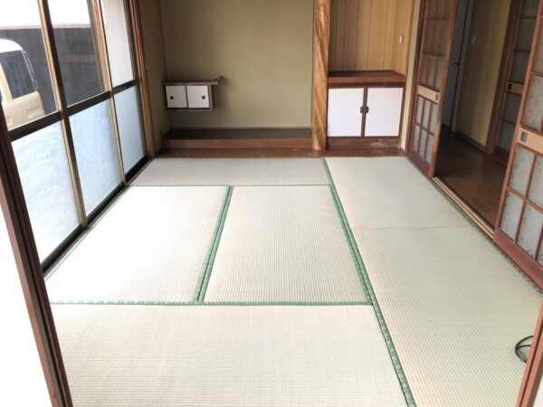 土々呂4丁目貸家