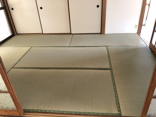 土々呂4丁目貸家