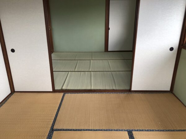 土々呂4丁目貸家