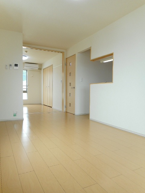 グランブルー 1LDK・・・305号室画像