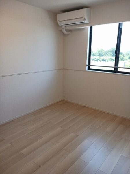 ラシュレＲ・・・2階角部屋