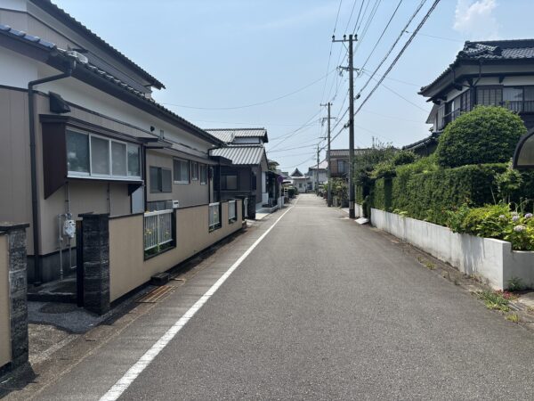 【商談中】大貫町4丁目　土地約95坪　中古住宅5DK　現状渡し