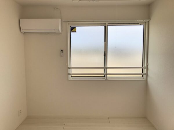セントラルヴィラⅢ(2LDK)　東側角部屋
