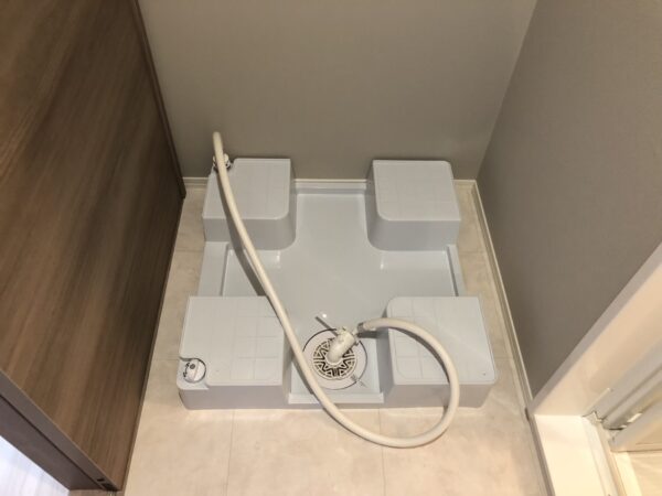 セントラルヴィラⅢ(2LDK)　西側角部屋