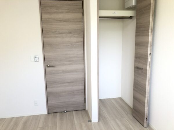 セントラルヴィラⅢ(2LDK)　西側角部屋