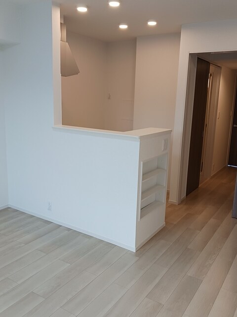 BIZ  A・・・1LDK・中部屋（202・203・204・205号室）画像