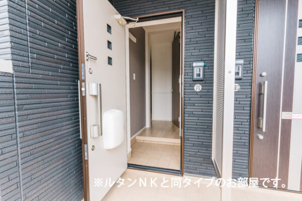 ゼファー川原崎Ⅱ　1LDK・・・101号室