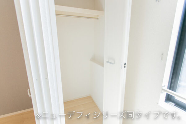 BIZ  B・・・1K・角部屋（106号室）
