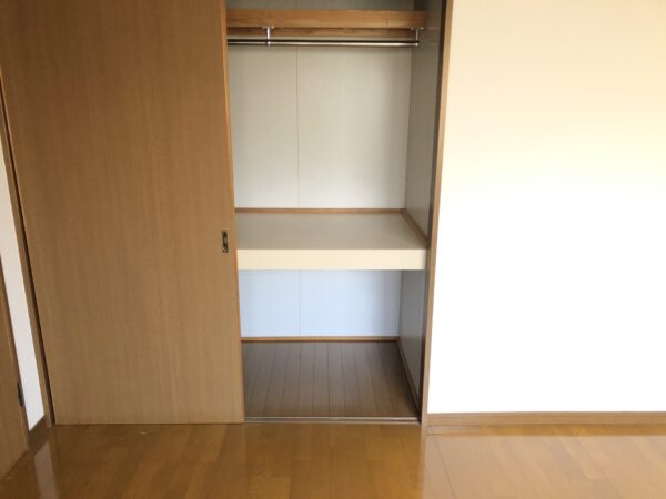 メゾン・ペペール壱番館