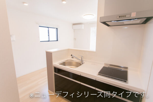 サニートロン福住  1LDK・・・2階角部屋（201号室）