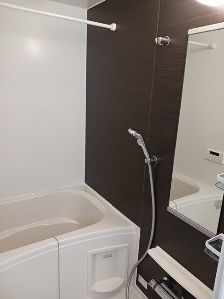 サニートロン福住2  1K・・・1階中部屋