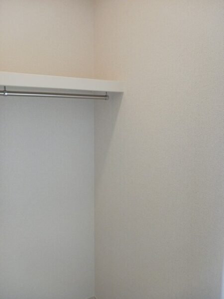 サニートロン福住2  1K・・・1階中部屋