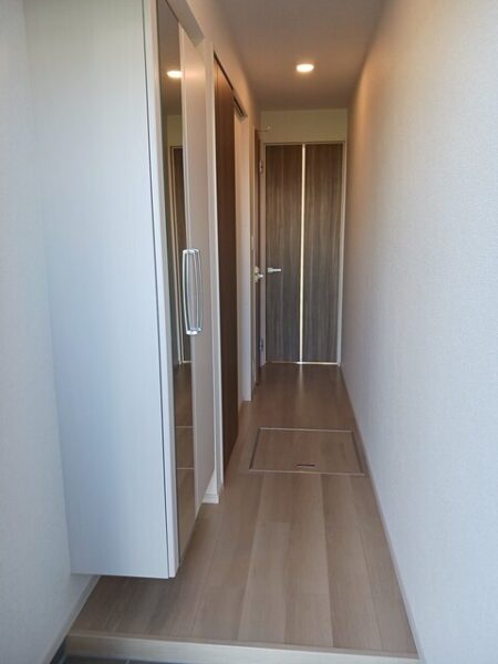 サニートロン福住2  1K・・・1階中部屋