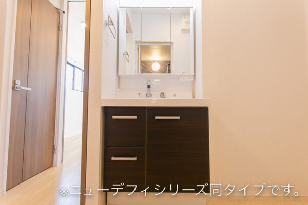サニートロン福住  1LDK・・・2階角部屋（201号室）