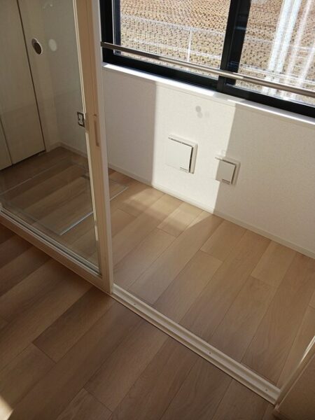 サニートロン福住2  1K・・・1階中部屋