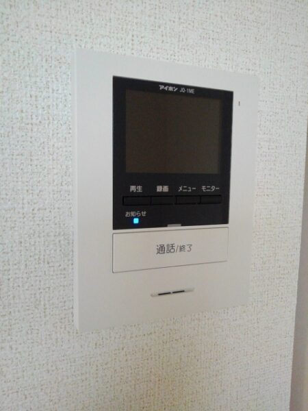 サウスウェーⅥ　2LDK・・・205号室