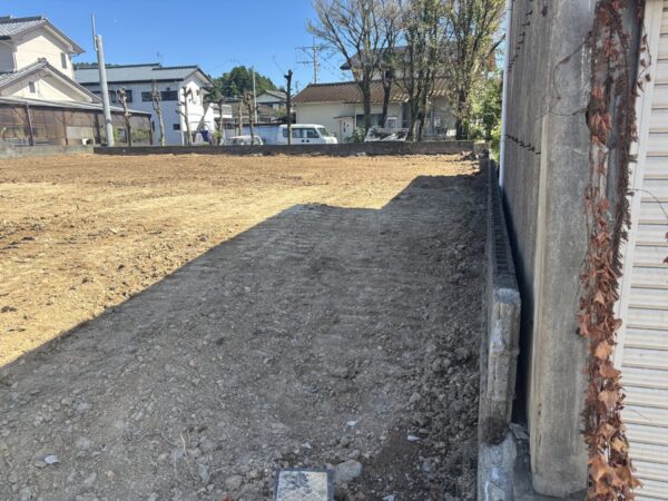 富美山町　土地③　74.61坪　更地
