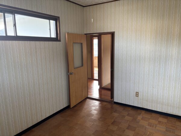 西階3丁目　うぐいす団地　中古住宅