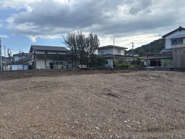 富美山町　土地②　78.64坪　更地