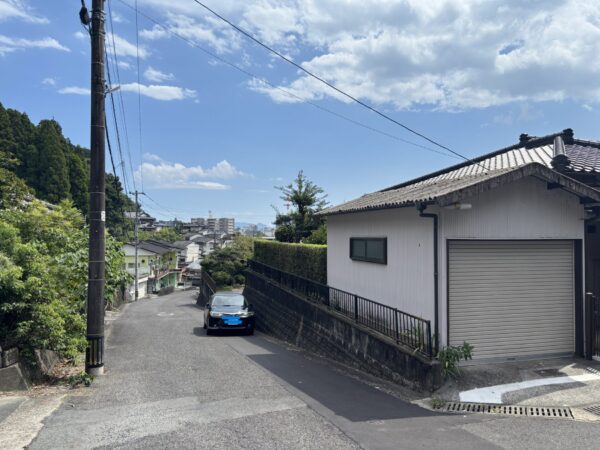 高千穂通　土地　約107坪　現状渡し（古家付き）