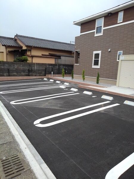 SUNNY WHITE・・・203号室