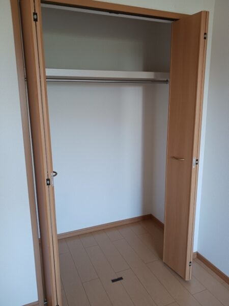 ピネストピアシャローム  2DK・・・102号室