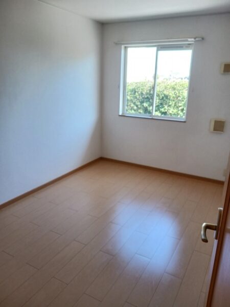 ピネストピアシャローム  2DK・・・102号室