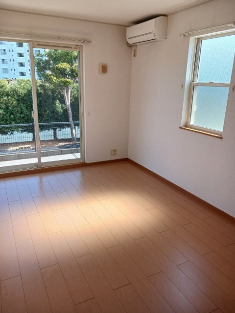 ピネストピアシャローム  2DK・・・102号室画像