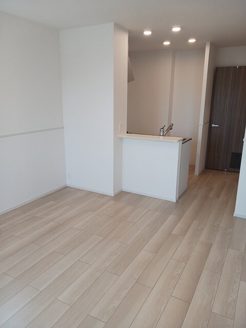 ローレルB ・・・201号室画像