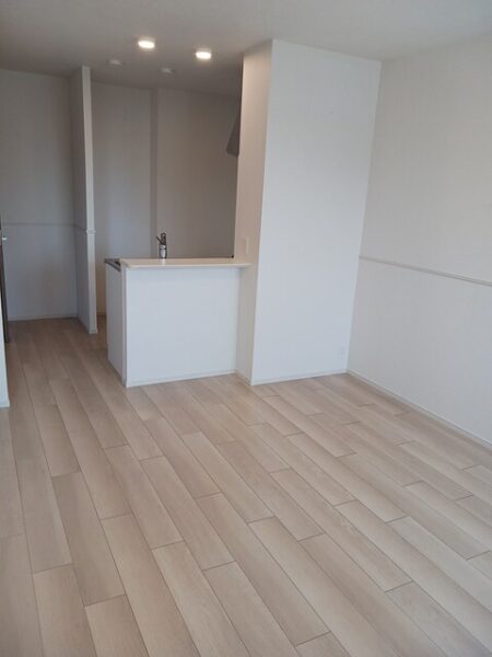 ローレルＢ ・・・205号室