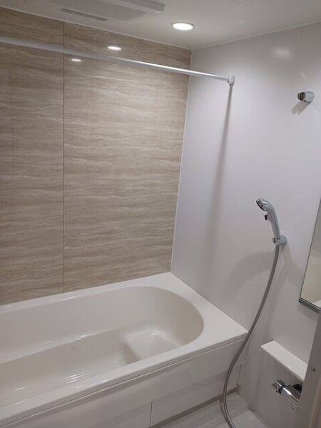 ストレリチア・・・102号室