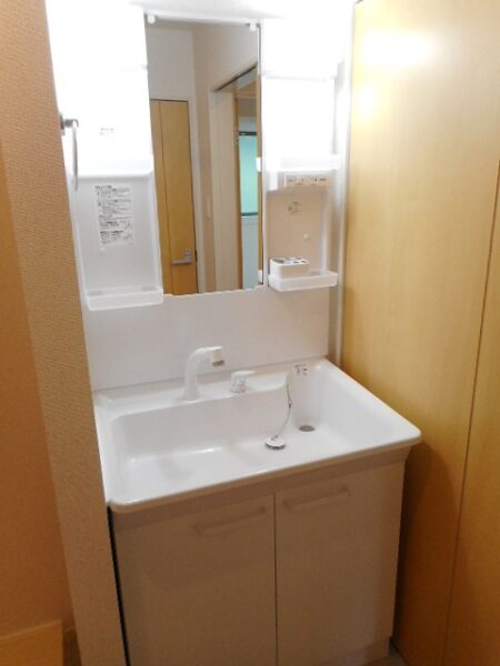 セントラル　Ｍ＆Ｈ　2LDK・・・201号室