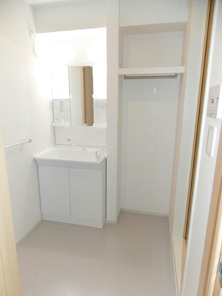 トレジャー　1LDK・・・103号室