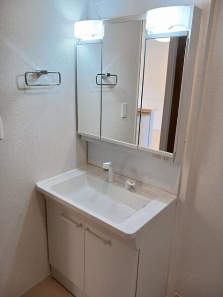 ストレリチア・・・103号室