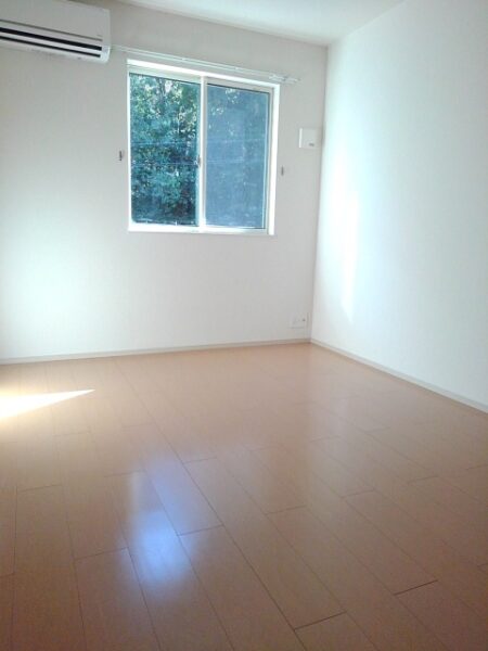 グラン ポワールＡ・・・102号室