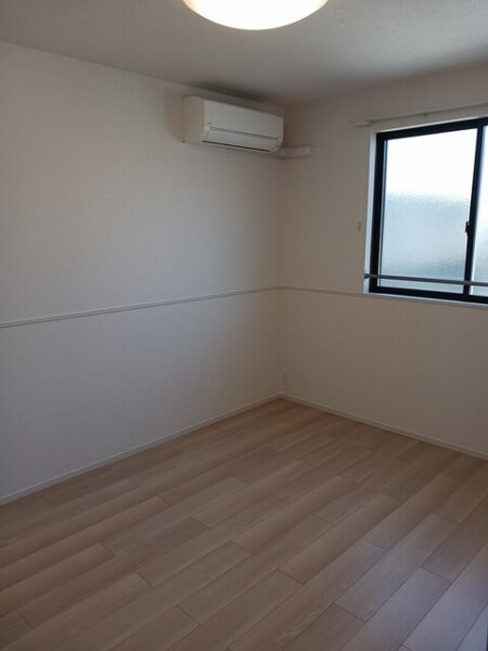 ローレルＡ ・・・201号室