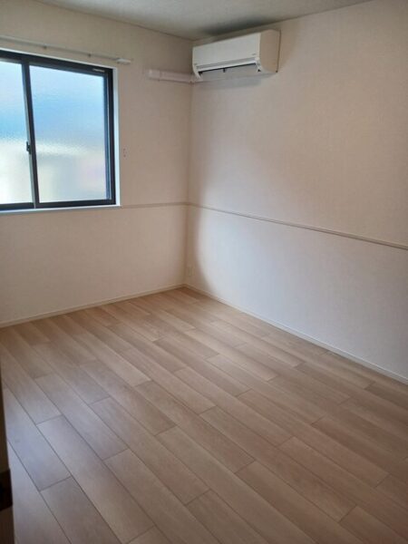 ローレルＢ ・・・105号室