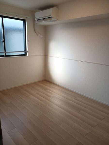 ローレルＢ ・・・202号・203号・204号