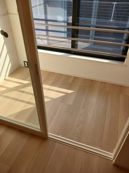 ストレリチア・・・103号室