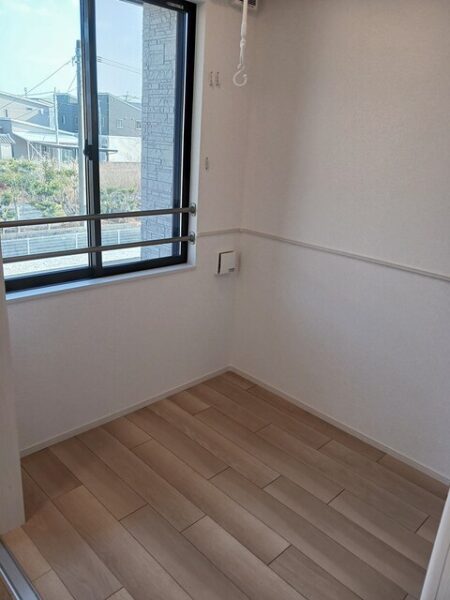 ローレルＢ ・・・205号室