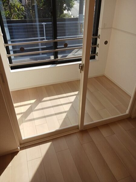 ストレリチア・・・101号室