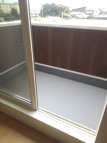 ゼファー川原崎　2LDK・・・203号室