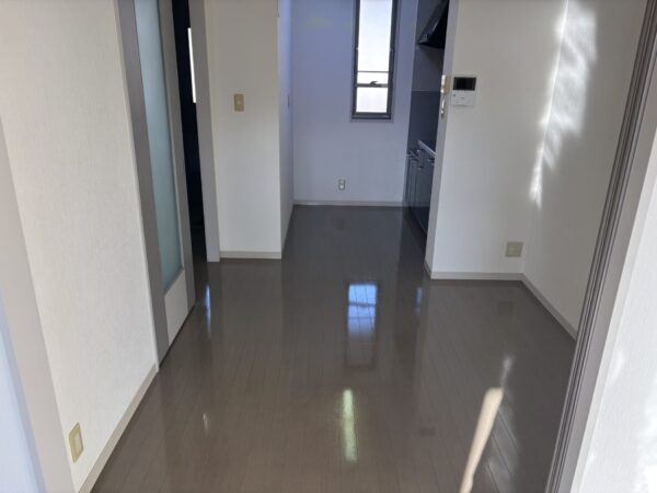 ヘーゼルパレン　201号室