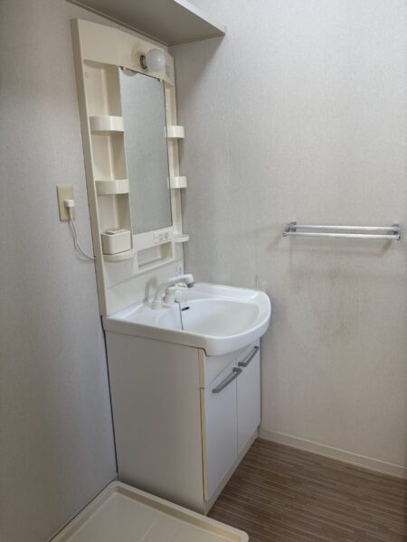 ヘーゼルパレン　201号室