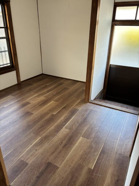 野地町4丁目貸家