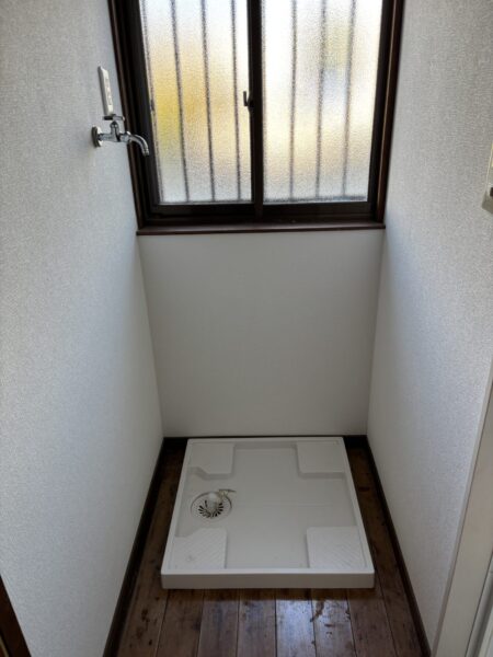 野地町4丁目貸家