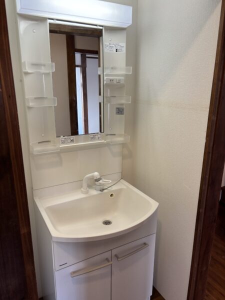 野地町4丁目貸家