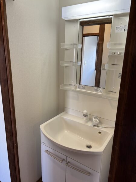 野地町4丁目貸家